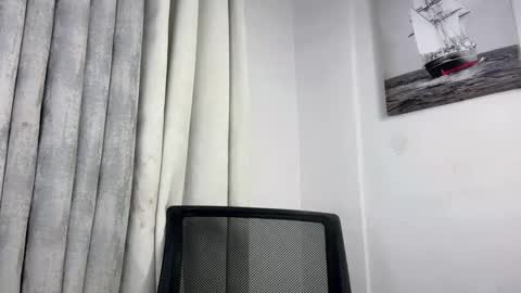 Snapshot of passion_de_amor18 chatting on 29, 3, 2026 Tasty Alice online show from 29, 3, 2026