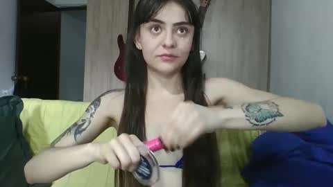 passion_fruit01 online show from 6, 10, 2025