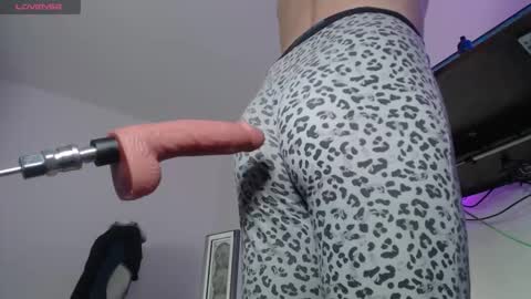 patandpat22 online show from 8, 1, 2026