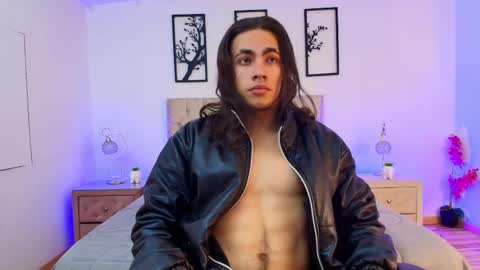 Patrick online show from 3, 10, 2025