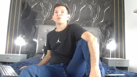 PatrickLovv online show from 3, 2, 2026