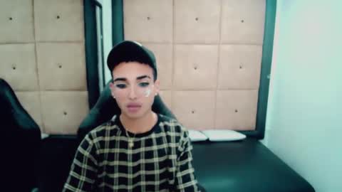 Snapshot of patrickxx_1 chatting on 6, 10, 2025 PatrickXX 1 online show from 6, 10, 2025