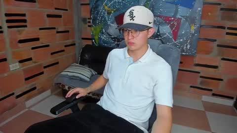 .... online show from 11, 2, 2025