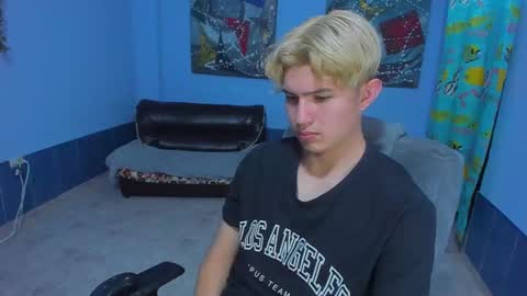 .... online show from 2, 10, 2025