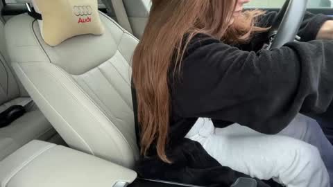 Snapshot of patry333 chatting on 10, 11, 2025 Andreea online show from 10, 11, 2025