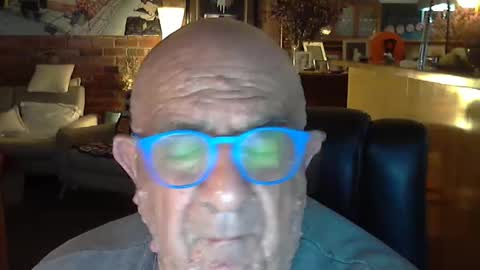 Snapshot of patvac chatting on 18, 9, 2025 patvac online show from 18, 9, 2025