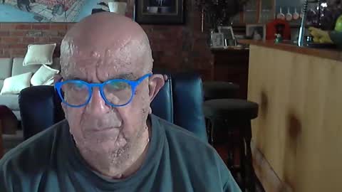 Snapshot of patvac chatting on 3, 10, 2025 patvac online show from 3, 10, 2025