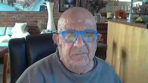 Snapshot of patvac chatting on 20, 10, 2025 patvac online show from 20, 10, 2025