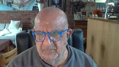 Snapshot of patvac chatting on 26, 10, 2025 patvac online show from 26, 10, 2025