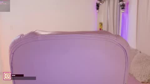 Sofa online show from 17, 12, 2025