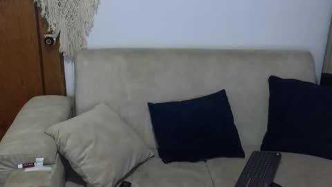 Snapshot of pau_cute19 chatting on 12, 11, 2025 pau cute online show from 12, 11, 2025