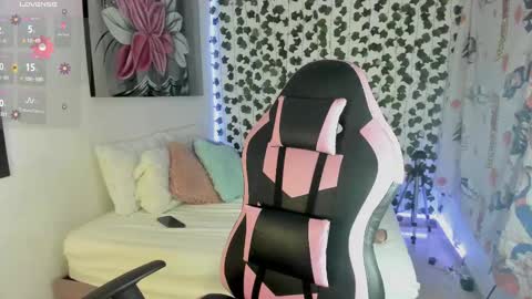 paulina online show from 15, 2, 2025