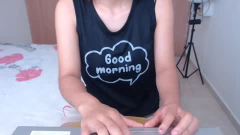 Snapshot of pau_heart chatting on 1, 3, 2025 Paulina online show from 1, 3, 2025