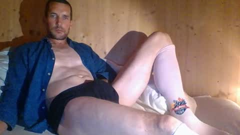 Snapshot of paueriwan chatting on 16, 9, 2025 paueriwan online show from 16, 9, 2025