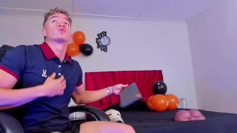 Snapshot of paul_george212 chatting on 11, 10, 2025 Paull George online show from 11, 10, 2025