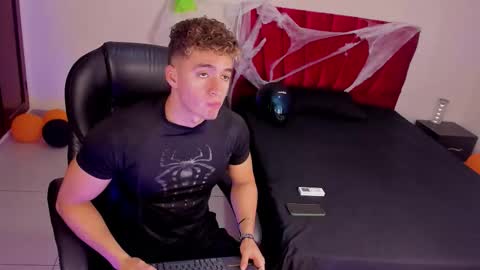 Snapshot of paul_george212 chatting on 21, 10, 2025 Paull George online show from 21, 10, 2025