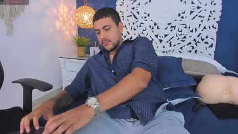 Snapshot of paul_rivera chatting on 22, 10, 2025 Paul Rivera online show from 22, 10, 2025