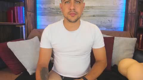 Snapshot of paul_rivera chatting on 8, 11, 2025 Paul Rivera online show from 8, 11, 2025