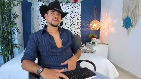 Snapshot of paul_rivera chatting on 19, 12, 2025 Paul Rivera online show from 19, 12, 2025