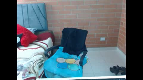 paula__117 online show from 19, 5, 2026