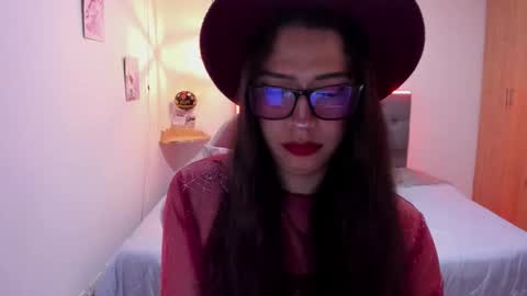 CALL ME PAULA  online show from 18, 12, 2025