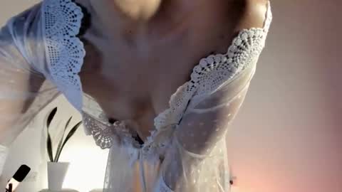 Snapshot of paula_perez07 chatting on 4, 10, 2025 Paula perez - online show from 4, 10, 2025