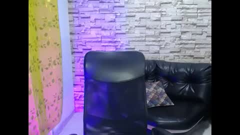 paula ross online show from 13, 5, 2026