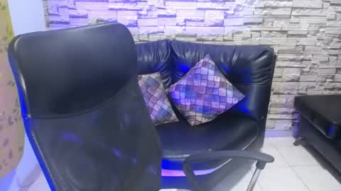 paula ross online show from 21, 6, 2026