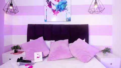 Snapshot of paulacastilla chatting on 13, 10, 2025 Pau online show from 13, 10, 2025