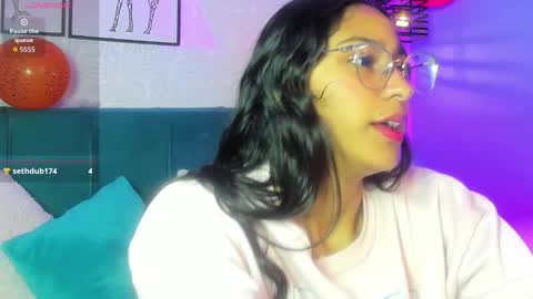 Snapshot of paulacastilla chatting on 29, 10, 2025 Pau online show from 29, 10, 2025