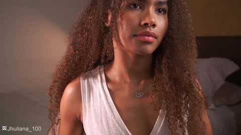 Snapshot of paulacora100 chatting on 10, 1, 2025 Paula online show from 10, 1, 2025