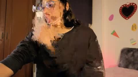 Paula  online show from 10, 4, 2026