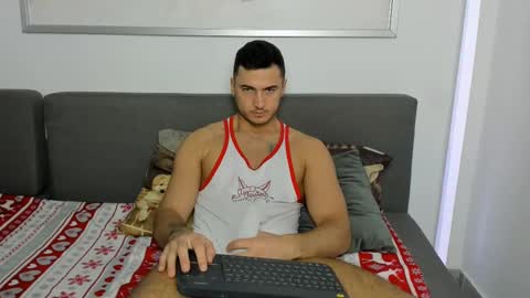 Snapshot of paulblack021 chatting on 5, 3, 2025 paulblack021 online show from 5, 3, 2025