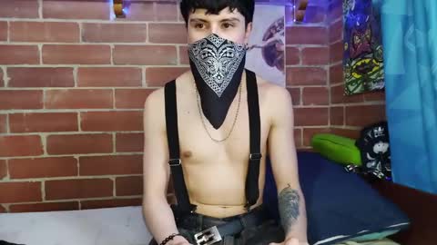 Snapshot of pauldamico chatting on 15, 4, 2026 Paul DAmico online show from 15, 4, 2026