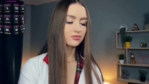 Snapshot of paulettelafevre chatting on 23, 10, 2025 Eva online show from 23, 10, 2025