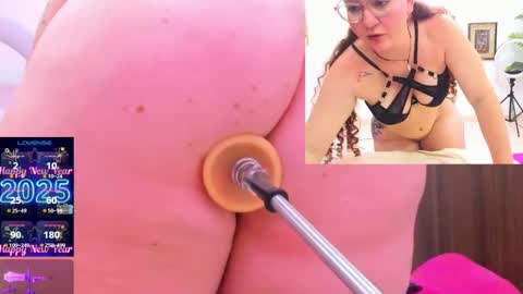 Snapshot of paulina_davis_ chatting on 9, 1, 2025 Paulina Davis  online show from 9, 1, 2025