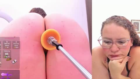 Snapshot of paulina_davis_ chatting on 30, 1, 2025 Paulina Davis  online show from 30, 1, 2025