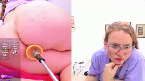 Snapshot of paulina_davis_ chatting on 7, 2, 2025 Paulina Davis  online show from 7, 2, 2025