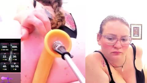 Snapshot of paulina_davis_ chatting on 8, 3, 2025 Paulina Davis  online show from 8, 3, 2025