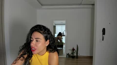 paulina online show from 2, 2, 2025