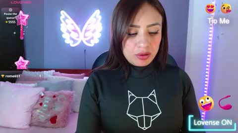 Snapshot of paulina_galvis2700 chatting on 1, 12, 2024 paulina online show from 1, 12, 2024