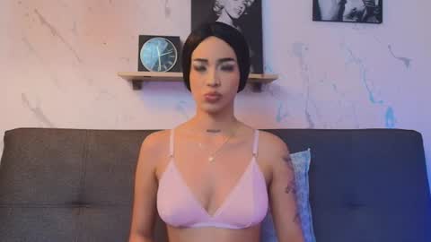Snapshot of paulina_lopezz chatting on 13, 7, 2026 PAULINA online show from 13, 7, 2026