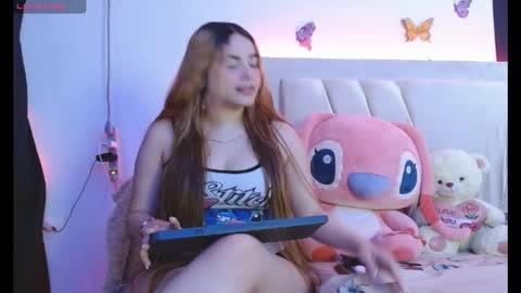 Pau online show from 8, 5, 2026