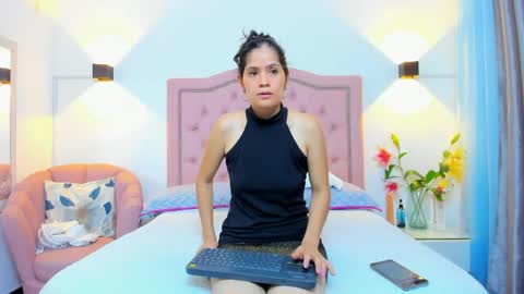 paulinavera online show from 11, 5, 2026