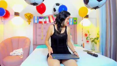 paulinavera online show from 13, 6, 2026