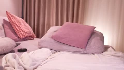 pauline_7 online show from 10, 11, 2025