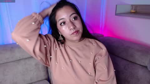 Paula online show from 4, 12, 2024