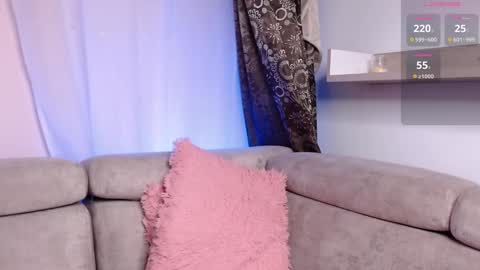Paula online show from 8, 1, 2025