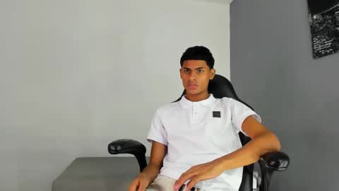 Snapshot of paull_cassidy chatting on 15, 10, 2025 Paull Cassidy online show from 15, 10, 2025