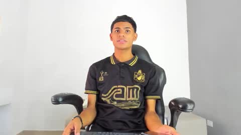 Snapshot of paull_cassidy chatting on 18, 10, 2025 Paull Cassidy online show from 18, 10, 2025